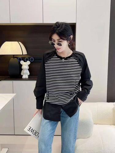 Striped knit layered sweatshirt