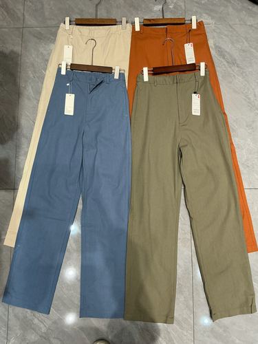 Wide-leg trousers