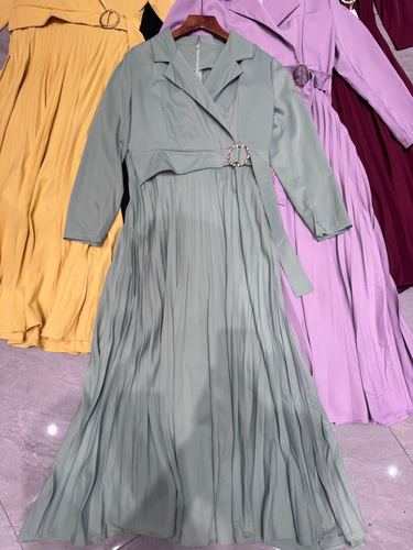 Collared pleated shirt dress
