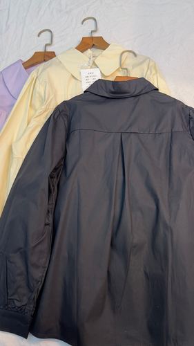 Contrast-piping shirt