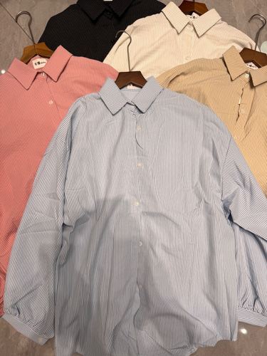 Contrast-collar shirt