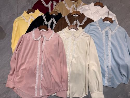 Piped trim shirt