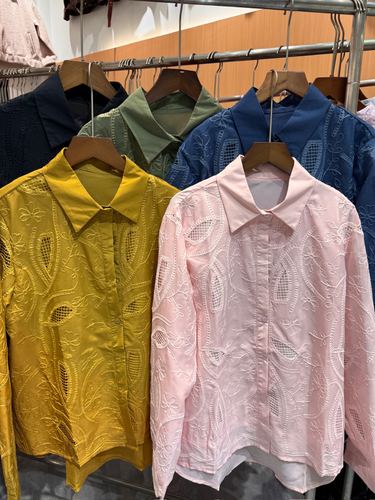 Embroidered shirt