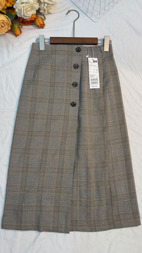 Check button-front A-line skirt