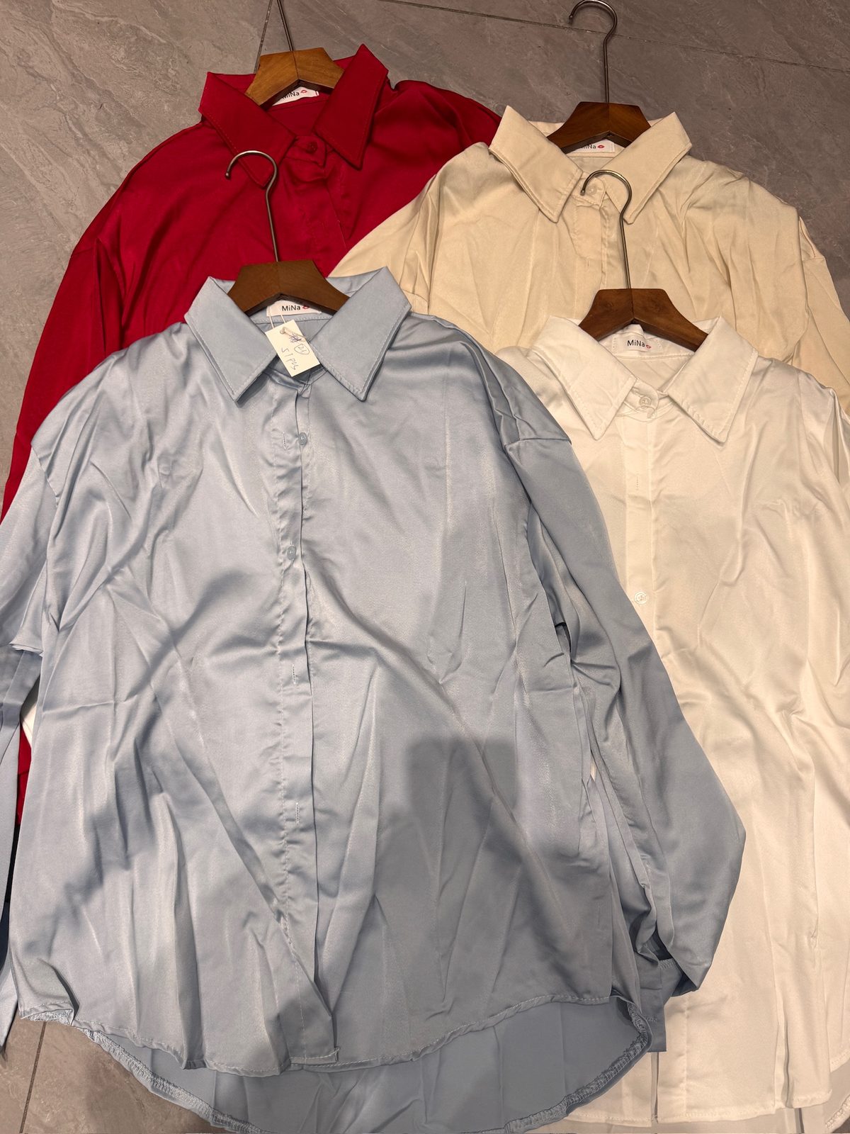 Back-pleat shirt