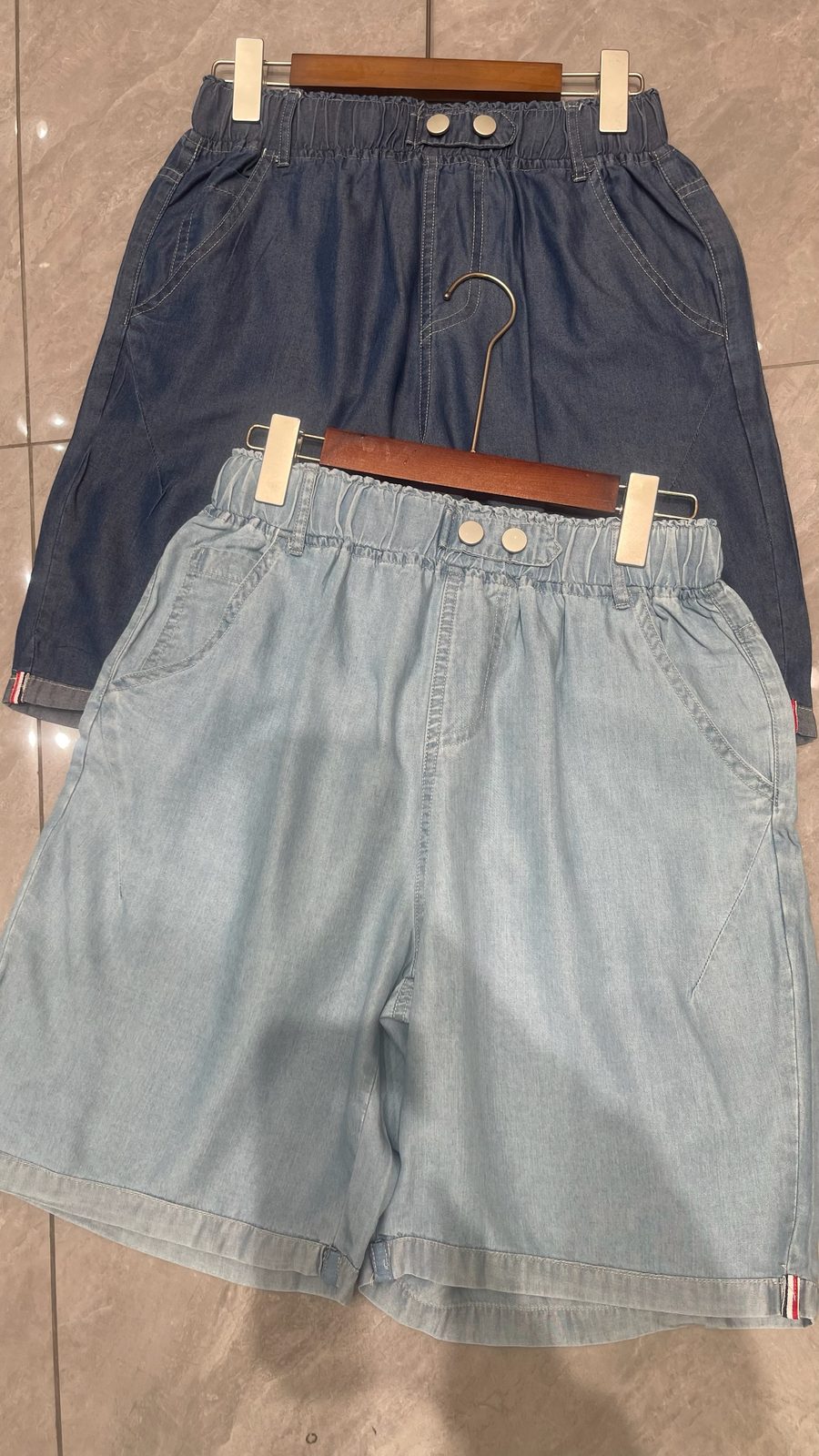 Belted denim shorts